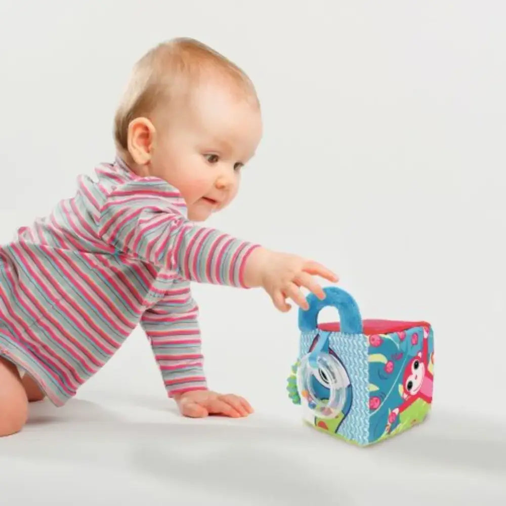 Cubo Actividades Tela Bebés Ludi cubo-actividades-tela-bebes-bebe-a-rayas-ropa-552