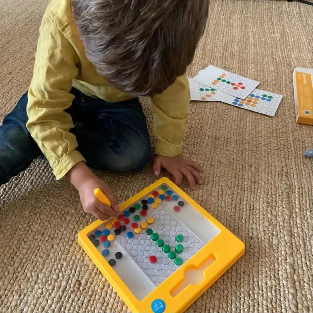 Imadots Mini Magnéticos Braintoys imadots-mini-magneticos-amarillo-plastico-tablero-perforado-102