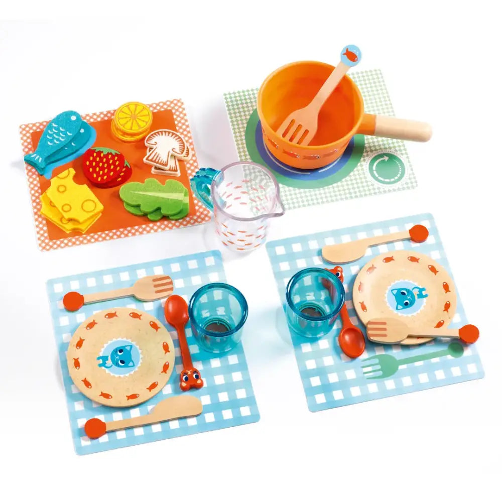 Imitación ¡A la mesa gatitos! Simbólico Djeco imitacion-a-la-mesa-gatitos-simbolico-vistoso-juguete-colocar-661
