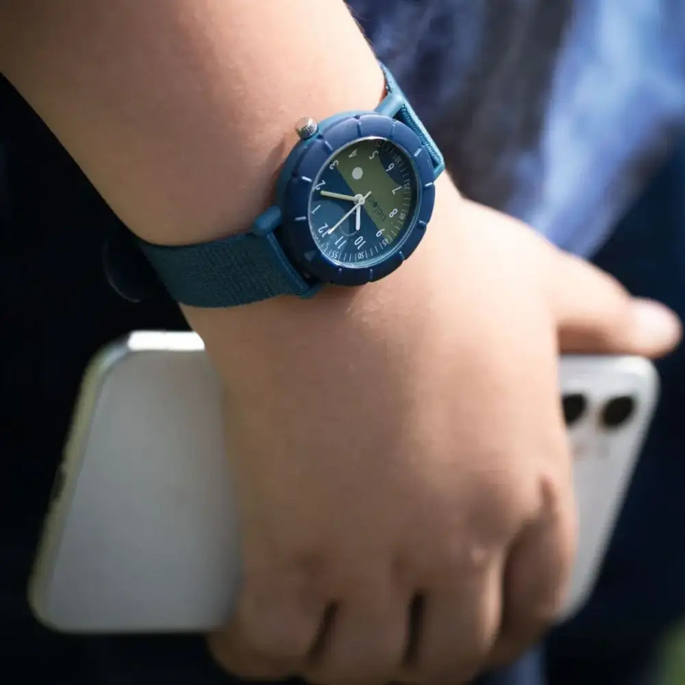 Reloj sport - Stadium Hero Life style by Djeco reloj-sport-stadium-hero-azul-de-pulsera-oscuro-415