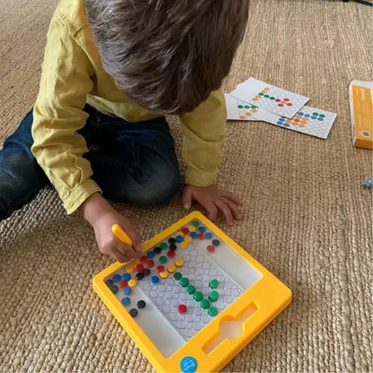 Imadots Mini Magnéticos Braintoys imadots-mini-magneticos-amarillo-plastico-tablero-perforado-102