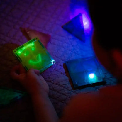 Imanix Glow in the Dark 16 pzas Magnéticos Braintoys imanix-glow-in-the-dark-16-pzas-magneticos-geometrico-formas-iluminado-911