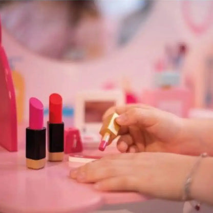 Tocador Pequeña Miss Simbólico Janod tocador-pequena-miss-simbolico-rosa-rojo-lapices-labiales-463