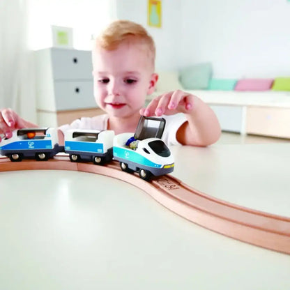 Tren inter urbano